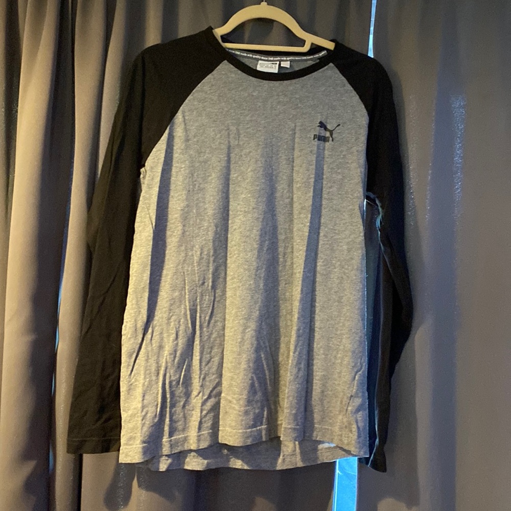 Mens puma long sleeve. Size medium. Come from smoke free home.